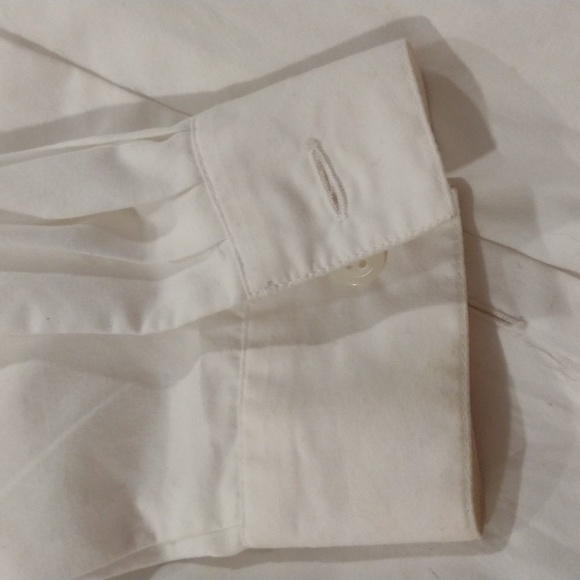 Women's Koret Sport Button -Up Shirt with Embroidered Accents. Size Large. - Picture 4 of 6